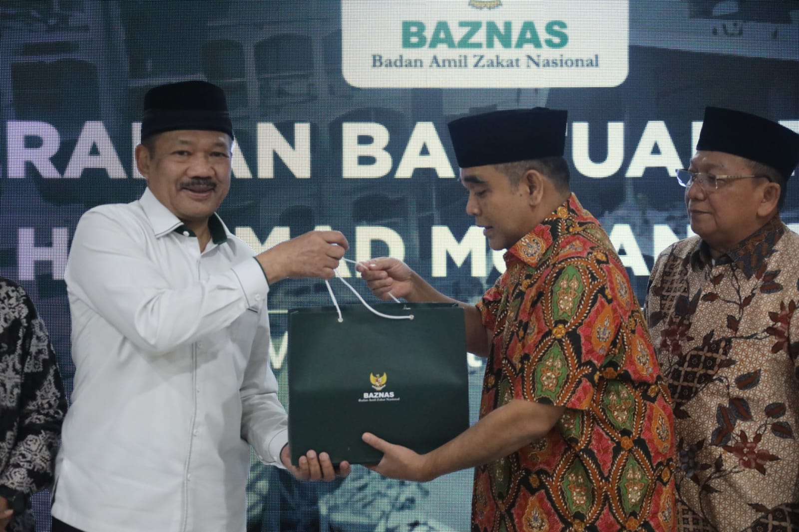 Ahmad muzani (9)